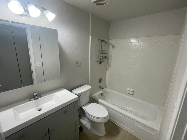 Foto del edificio - 3228 SW Dolph Ct