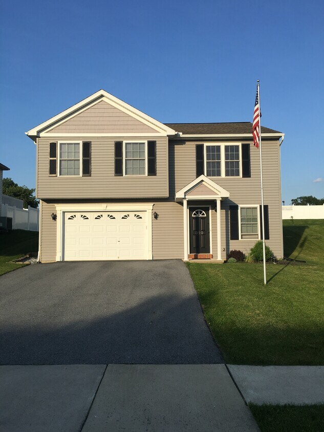 Primary Photo - 310 Swatara Creek Dr