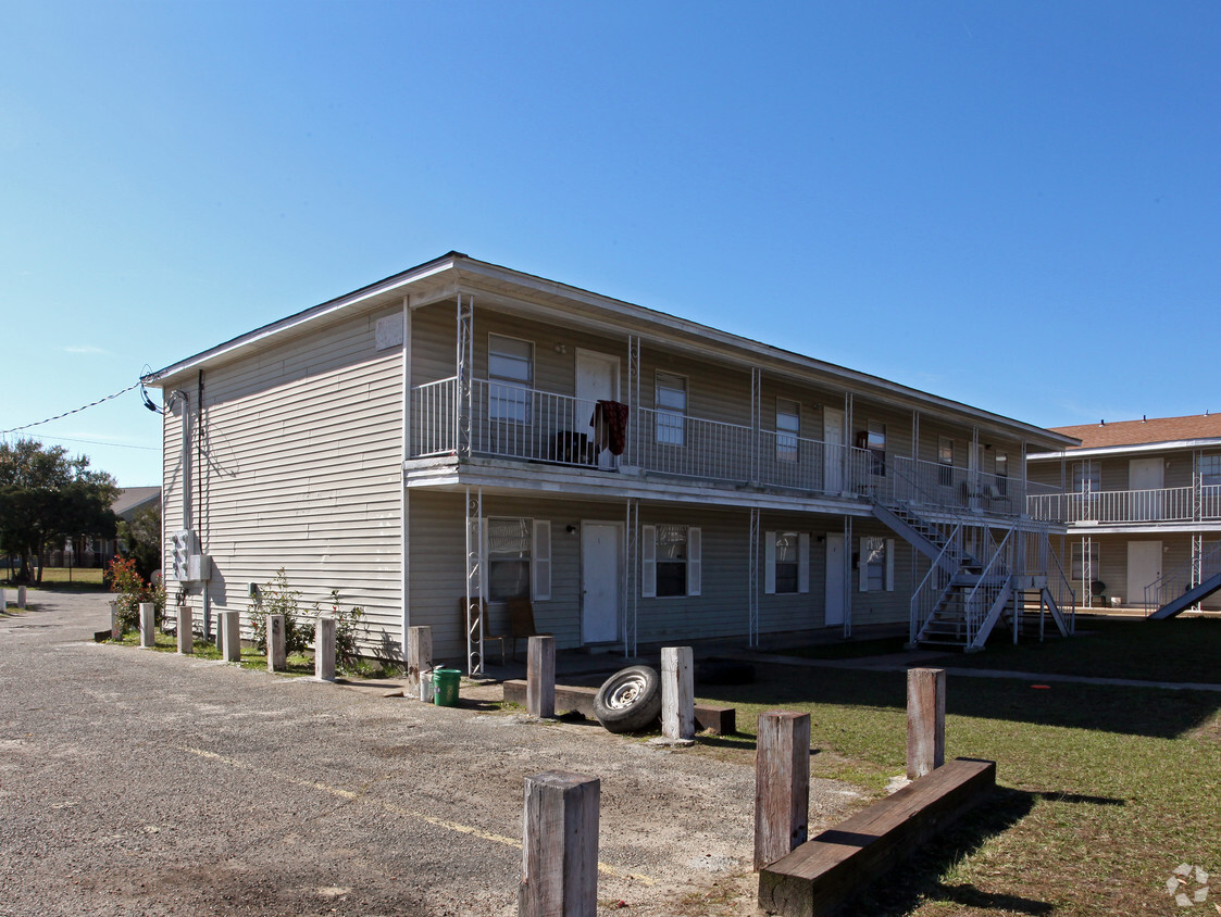Primary Photo - Dorothy Gill Apartments