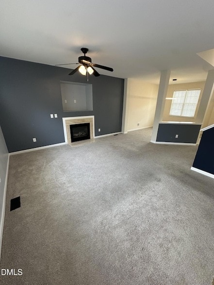 Foto del edificio - 2241 Spruce Shadows Ln