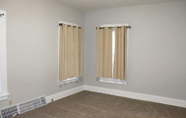 Foto del edificio - 1535 N 32nd St