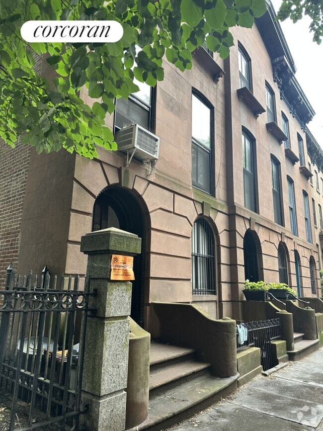 Building Photo - 170 Congress St