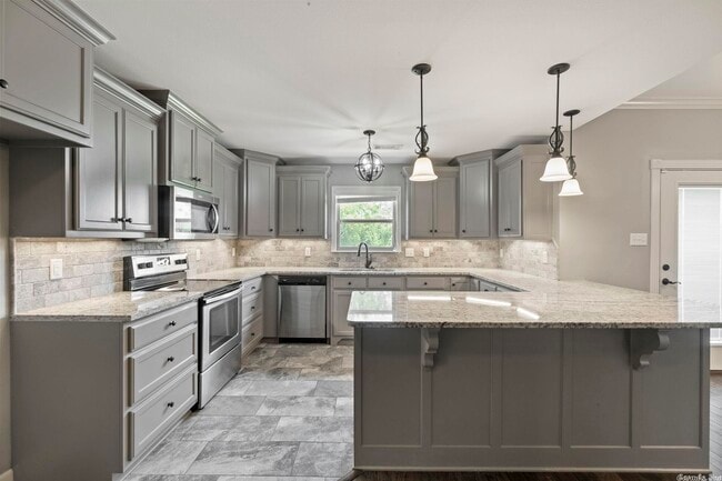 Building Photo - 1500 Puritan Dr