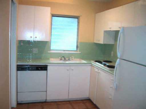 Foto del edificio - 5320 Balcones Dr
