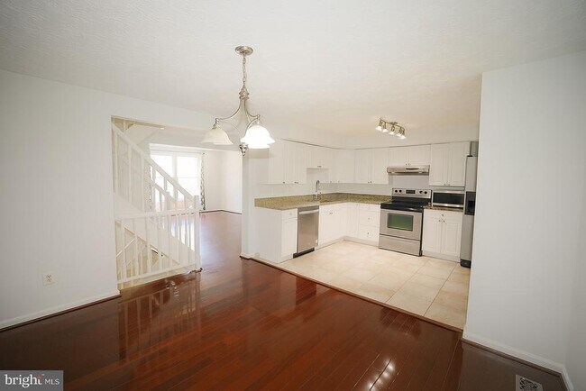 Foto del edificio - 5564 Caithness Ct