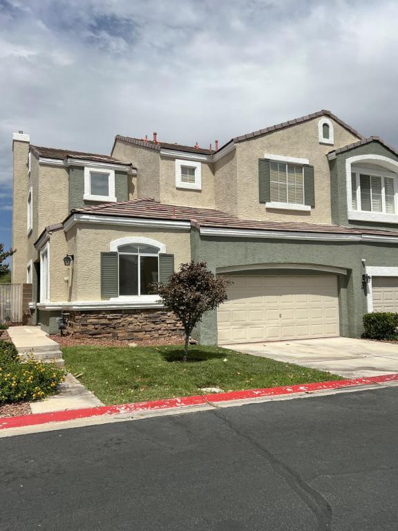 Foto principal - 1013 Collingtree St