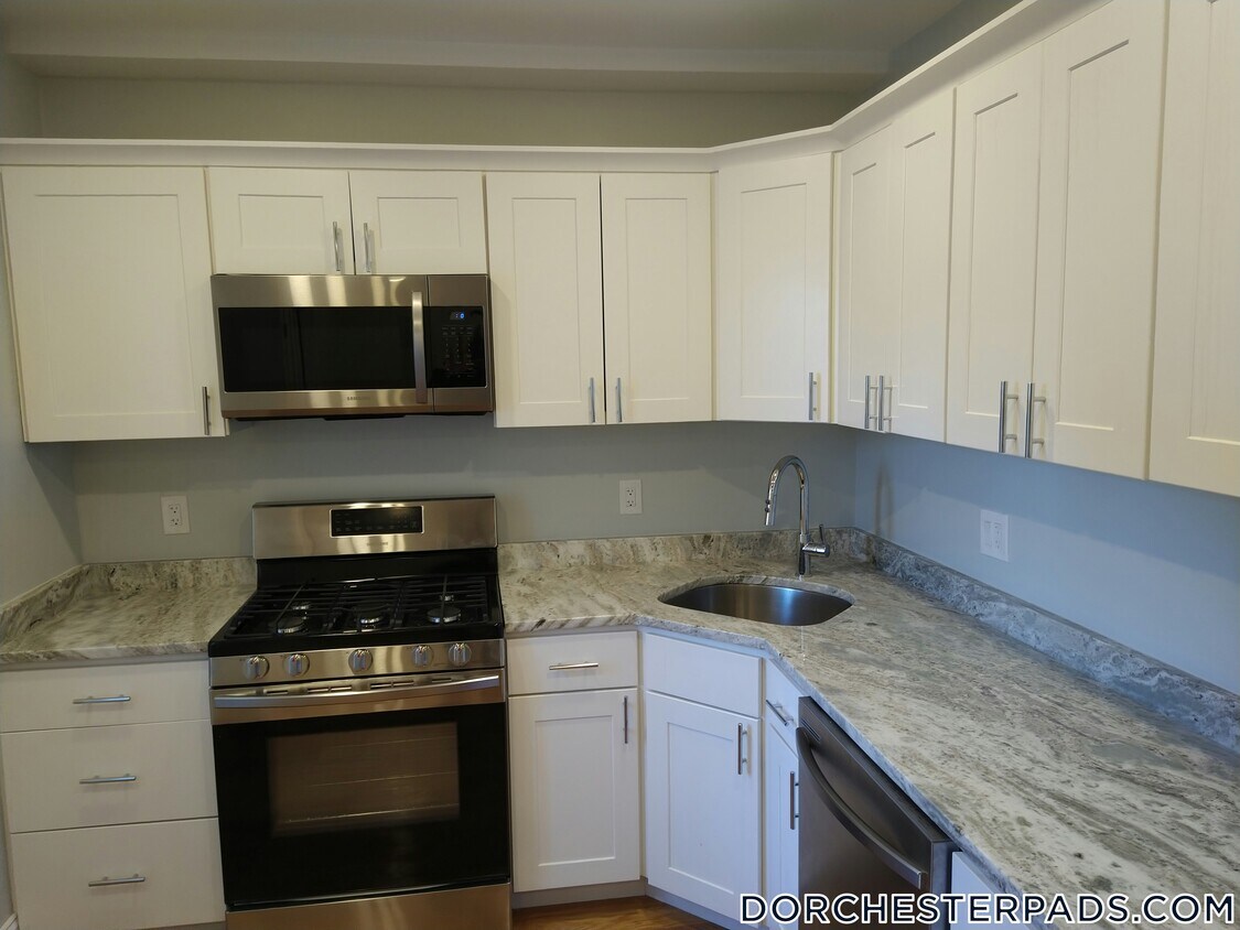 Foto principal - 127 Shirley St