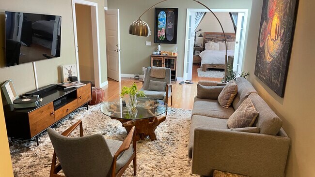 Foto del edificio - 4623 Van Noord Ave