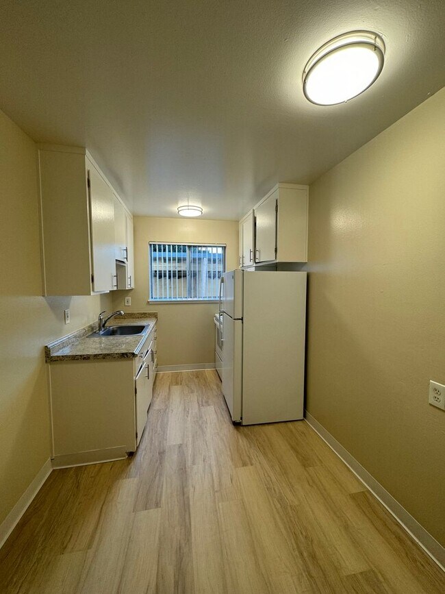 Foto del edificio - Nice first floor 1 bedroom 1 bath apartment available now!
