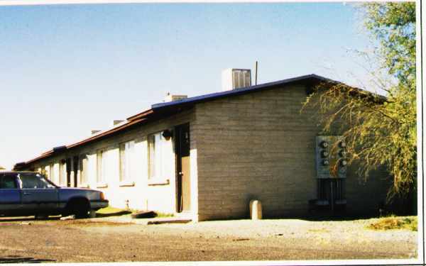 Building Photo - 5748-5758 S Park Ave