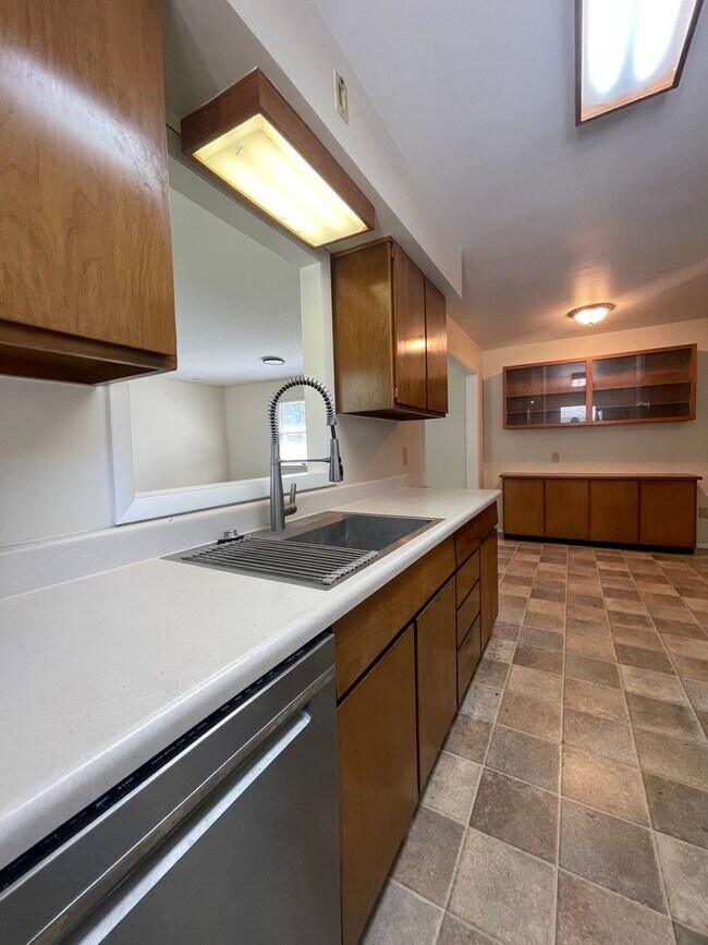 Foto del edificio - Three Bedroom Ranch in Portage