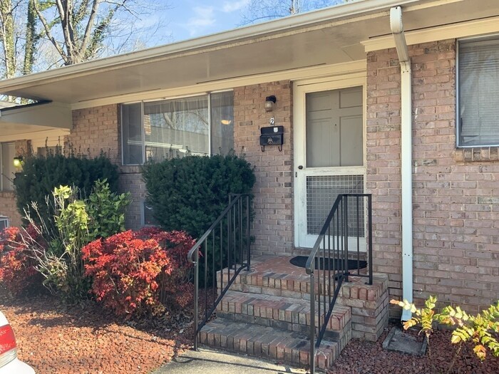 1126 Scottsdale Dr Unit 2, Shelby, NC 28150 Apartment for Rent in