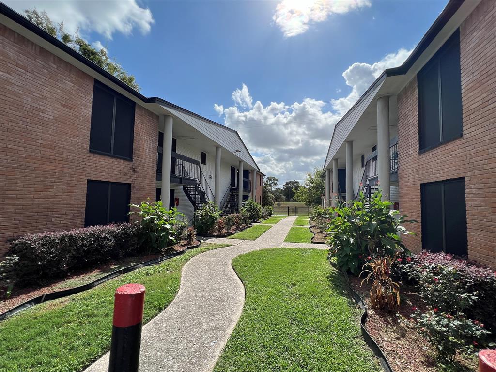 3316 N MacGregor Way Unit 1, Houston, TX 77004 Room for Rent in