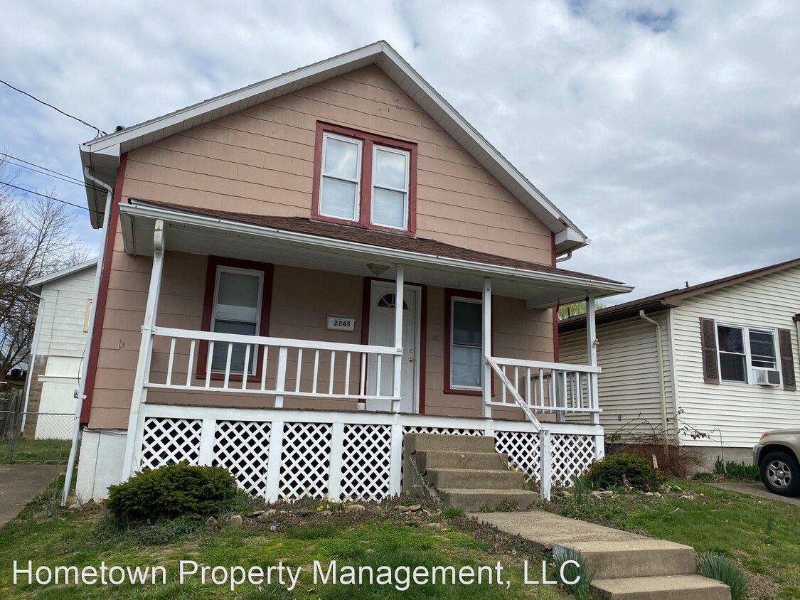 Foto principal - 3 br, 1 bath House - 2245 16th St