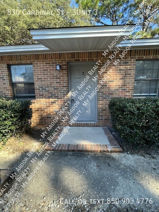 Building Photo - 830 Cardinal St