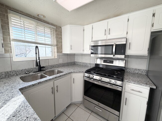 Foto del edificio - 786 San Simeon Way