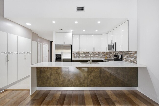 Building Photo - 8555 Ardoch Rd