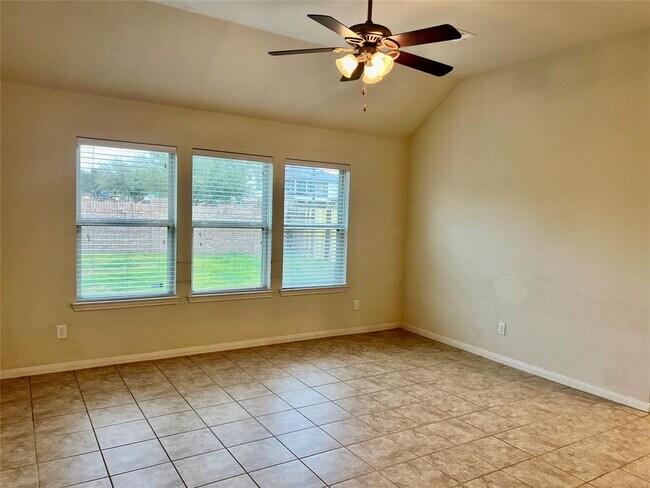 Building Photo - 25930 Haggard Nest Dr