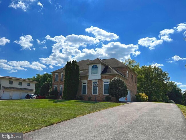 Foto del edificio - 11018 Shalom Ln