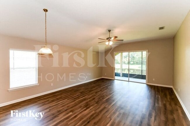 Building Photo - 588 Arborwood Dr