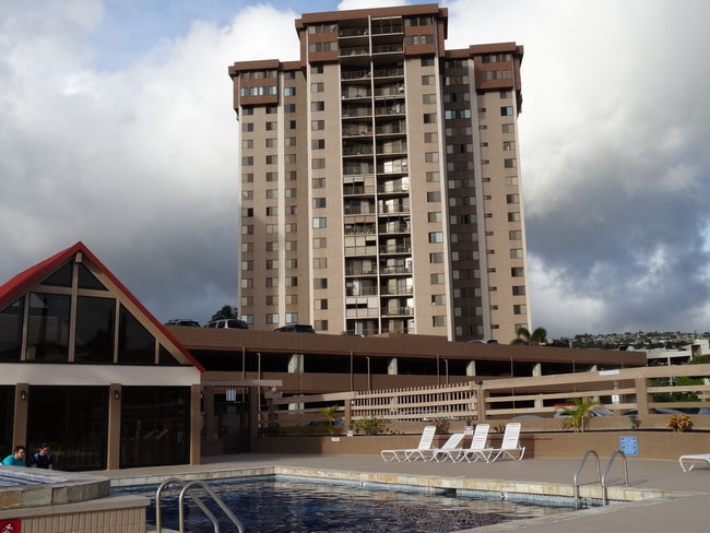 Pool - 98-487 Koauka Loop