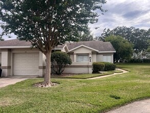 Building Photo - 535 Azinger Cir