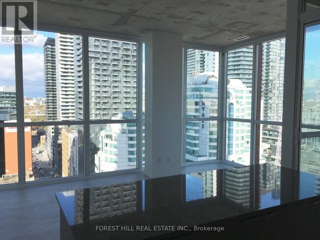 Building Photo - 88 Blue Jays Way