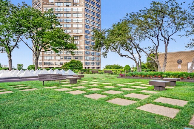 Foto del edificio - 7002 JFK Blvd E