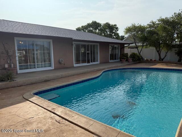 Foto del edificio - 20 Crystal River Dr