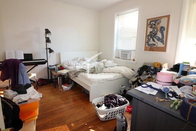 Foto del edificio - Really nice two bedroom in Brookline.