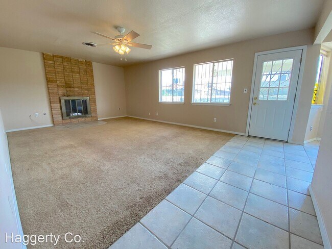 Foto del edificio - 3 br, 2 bath House - 5000 Dearborne