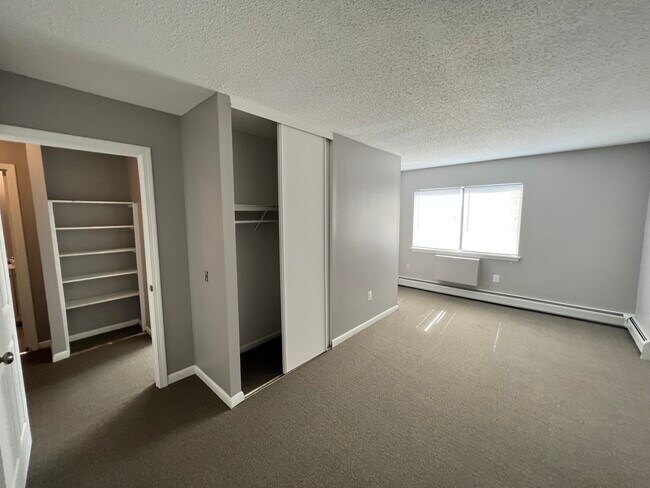 Building Photo - 88 Wakelee Rd