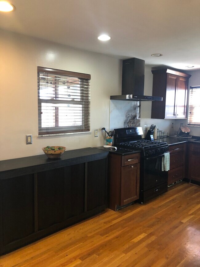 Building Photo - 4160 Sweetgum Ct