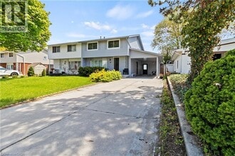Building Photo - 61 Goldfinch Rd