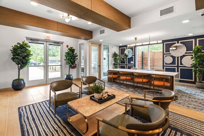 Oficina de arrendamiento - Ironwood on North Salem