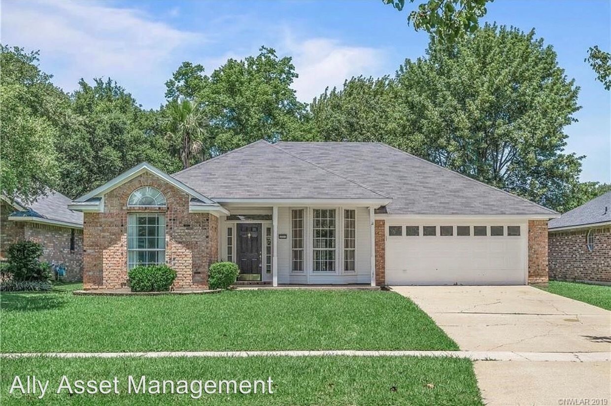 Foto principal - 3 br, 2 bath House - 5311 Honeysuckle Ln