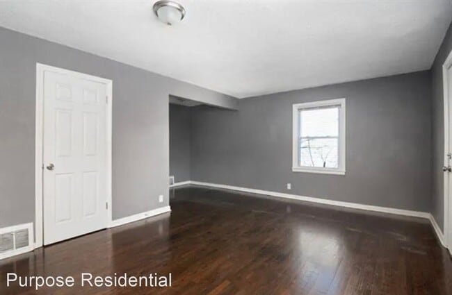 Building Photo - 3 br, 1 bath House - 4910 Garfield Ave