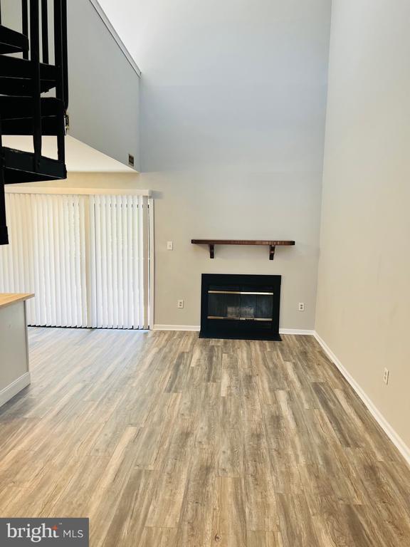 Foto del edificio - 88 Bridgewater Dr