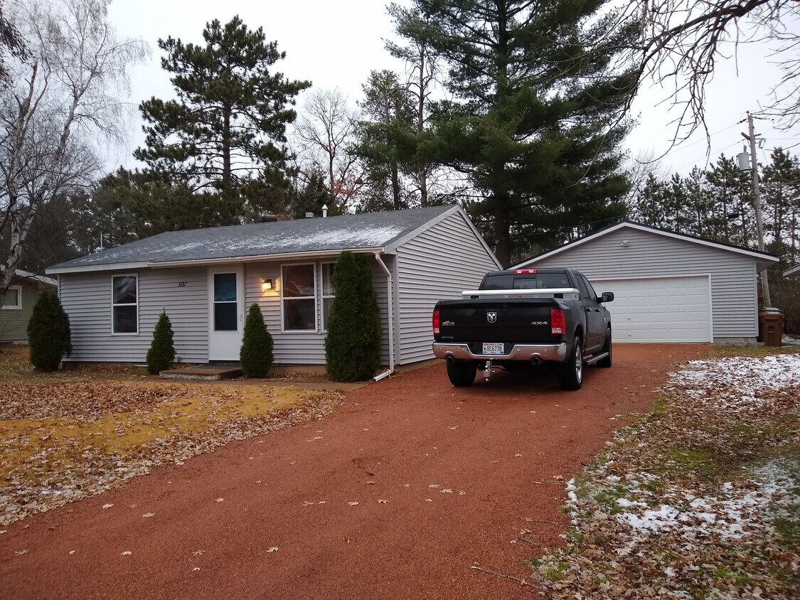3287 Marthas Ln, Stevens Point, WI 54481 House Rental in Stevens