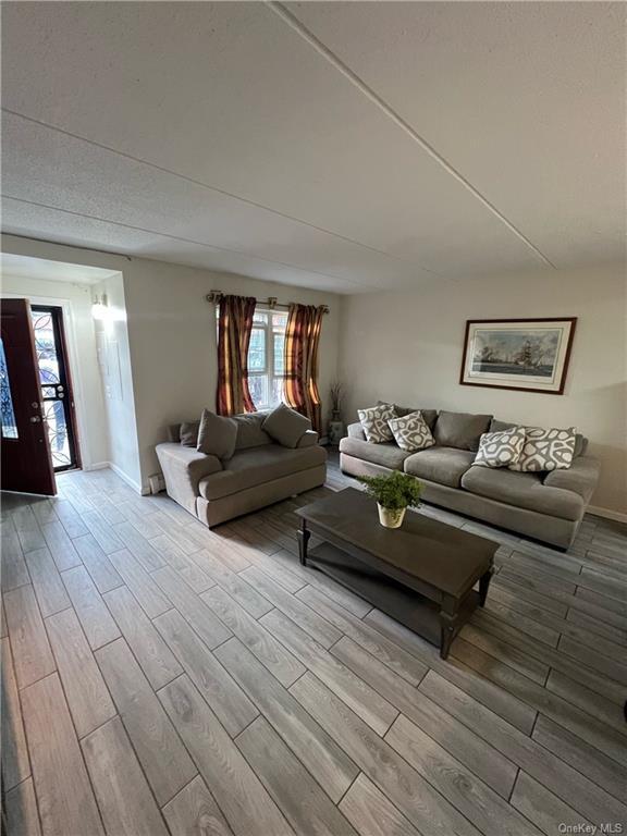 Foto del edificio - 2058 Washington Ave