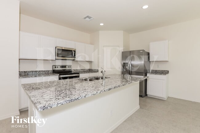 Building Photo - 3061 E Millennium Wy