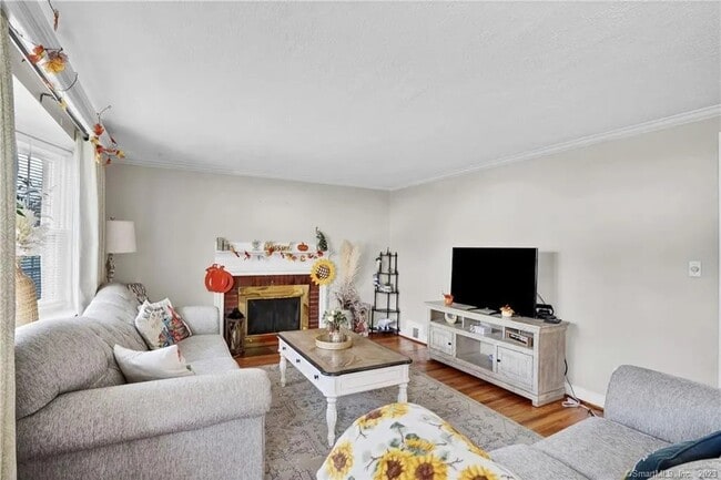Building Photo - 129 Edgemont Ave