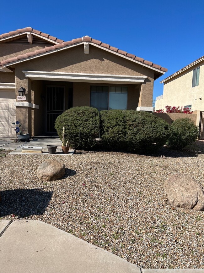 Building Photo - 6646 S 57th Ave