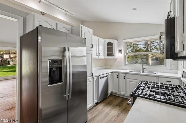 Foto del edificio - 5985 Liberty Rd