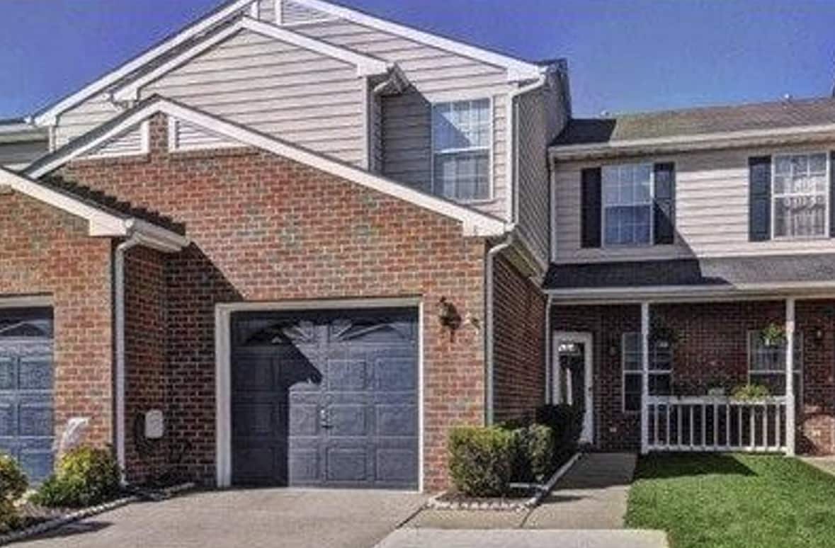 118 Chanticlair Dr, Yorktown, VA 23693 Townhome Rentals in Yorktown VA