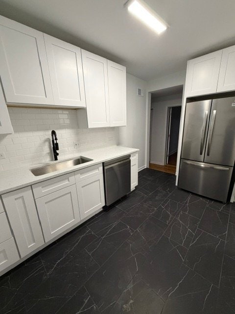 Foto del edificio - 6825 S Crandon Ave
