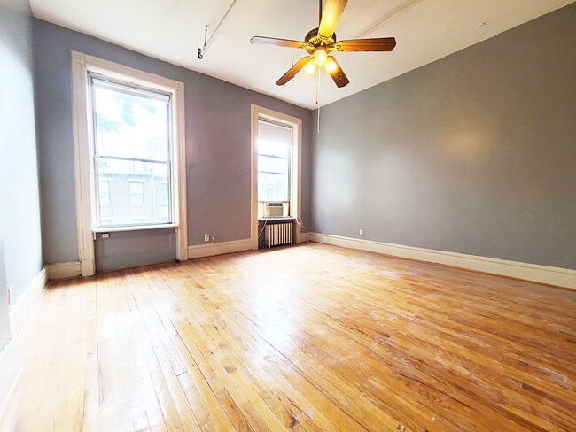 Building Photo - 342 W 122nd St