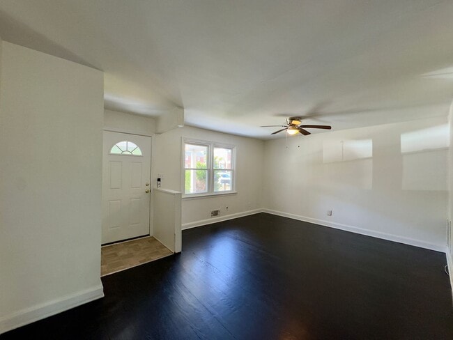 Building Photo - Charming 3Bed/1.5Bath in Towson