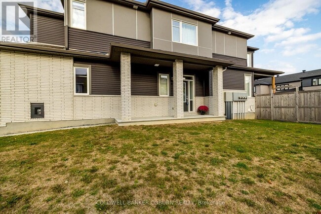 Building Photo - 161 Jardiniere St