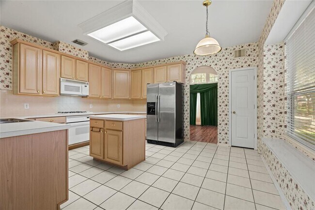 Foto del edificio - 1711 Abellfield Ln